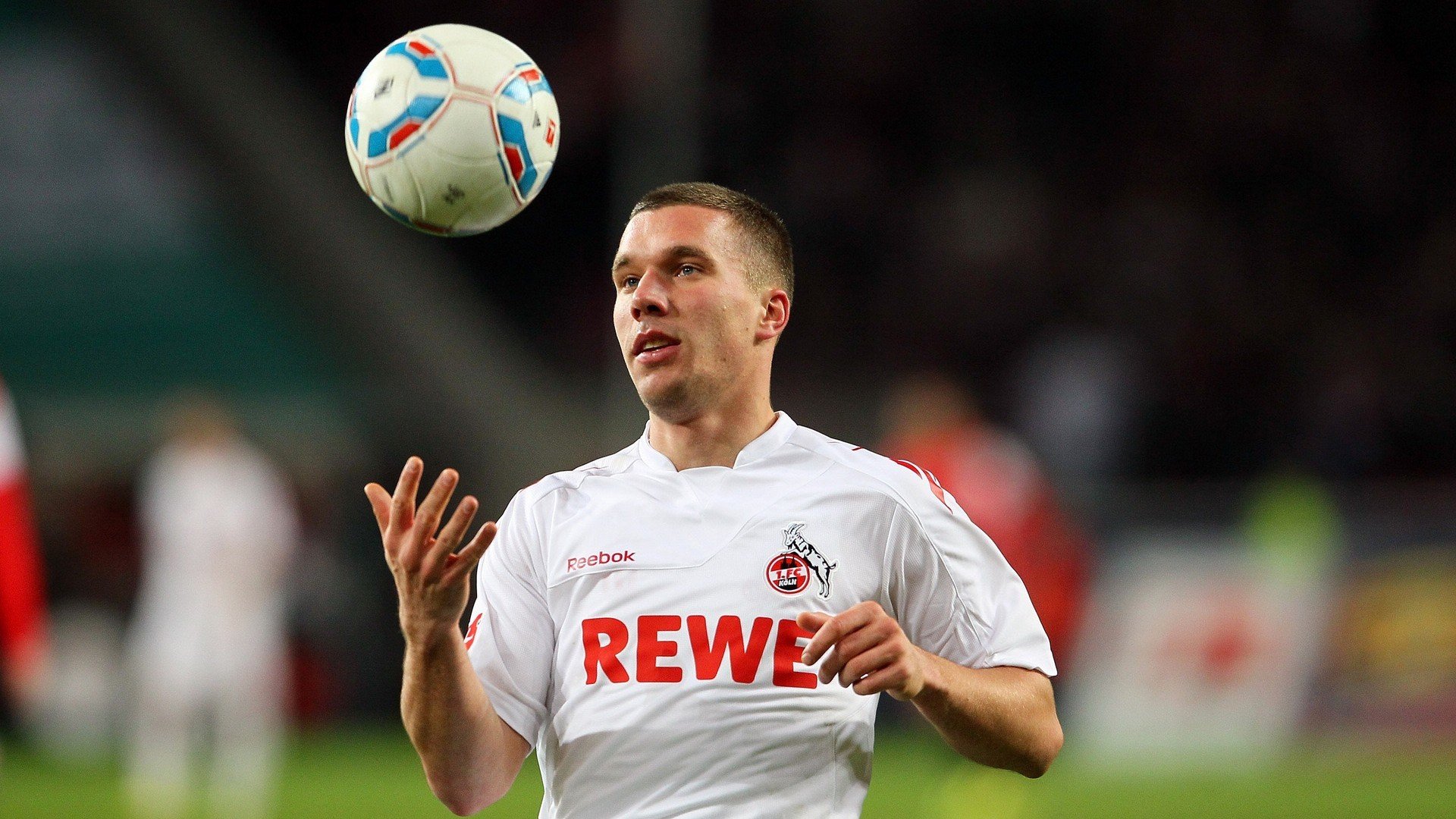 拜仁管理层稳定,为球队长远发展铺路,拜仁高管